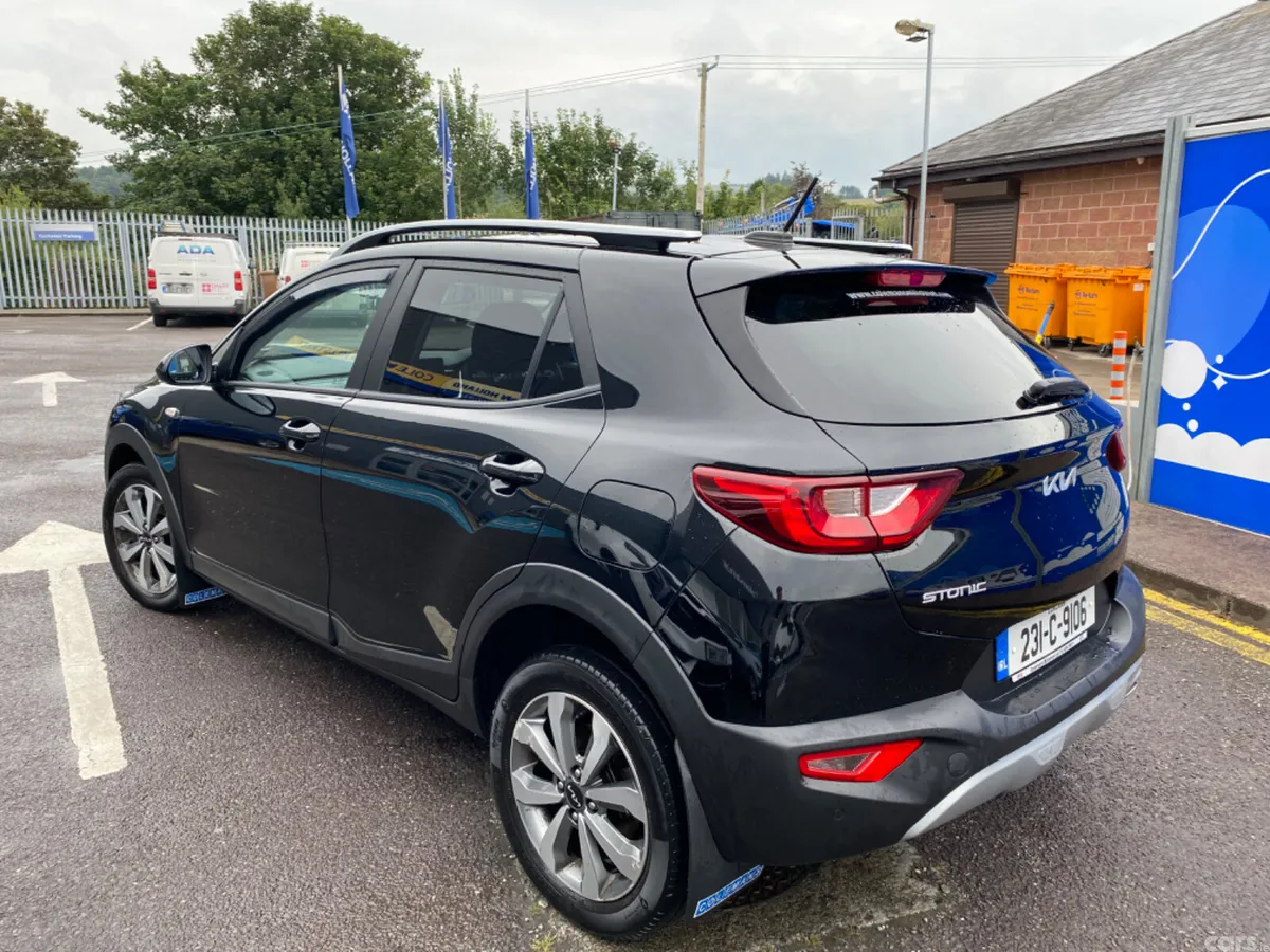 Kia Stonic Estate/Jeep, Petrol, 2023, Black