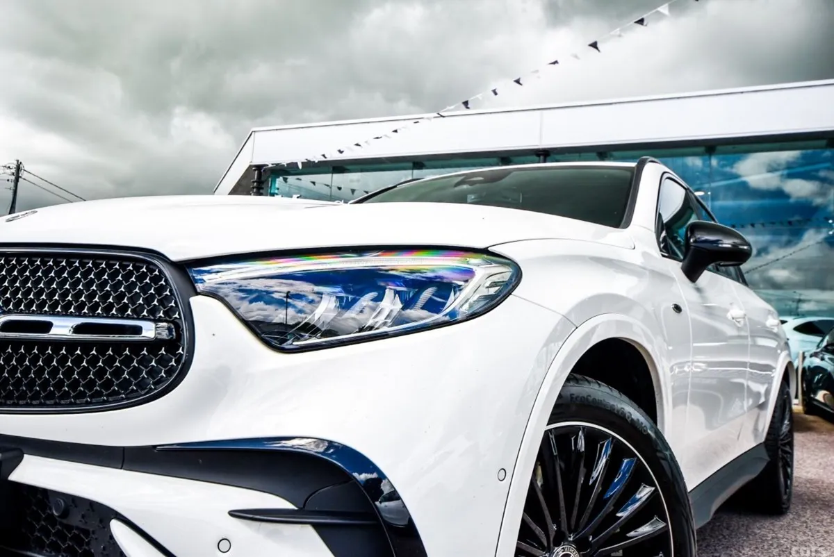 Mercedes-Benz GLC SUV, Diesel Plug-in Hybrid, 2025, White