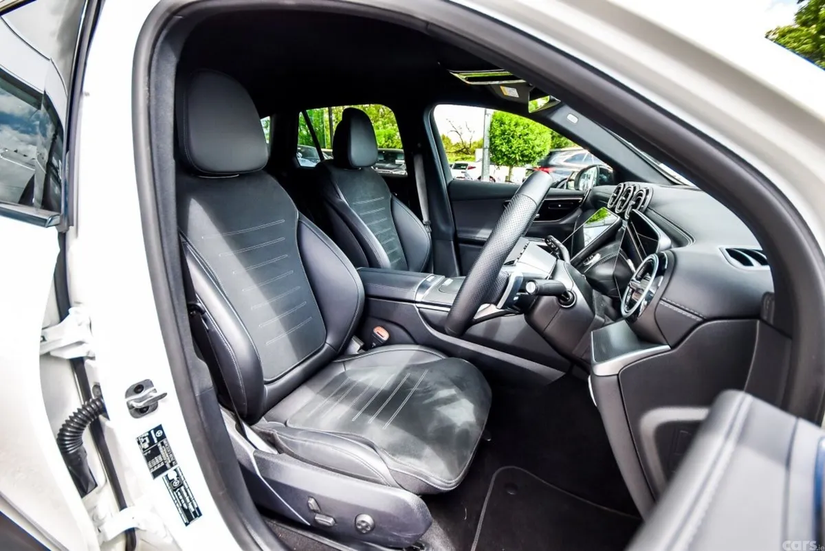 Mercedes-Benz GLC SUV, Diesel Plug-in Hybrid, 2025, White