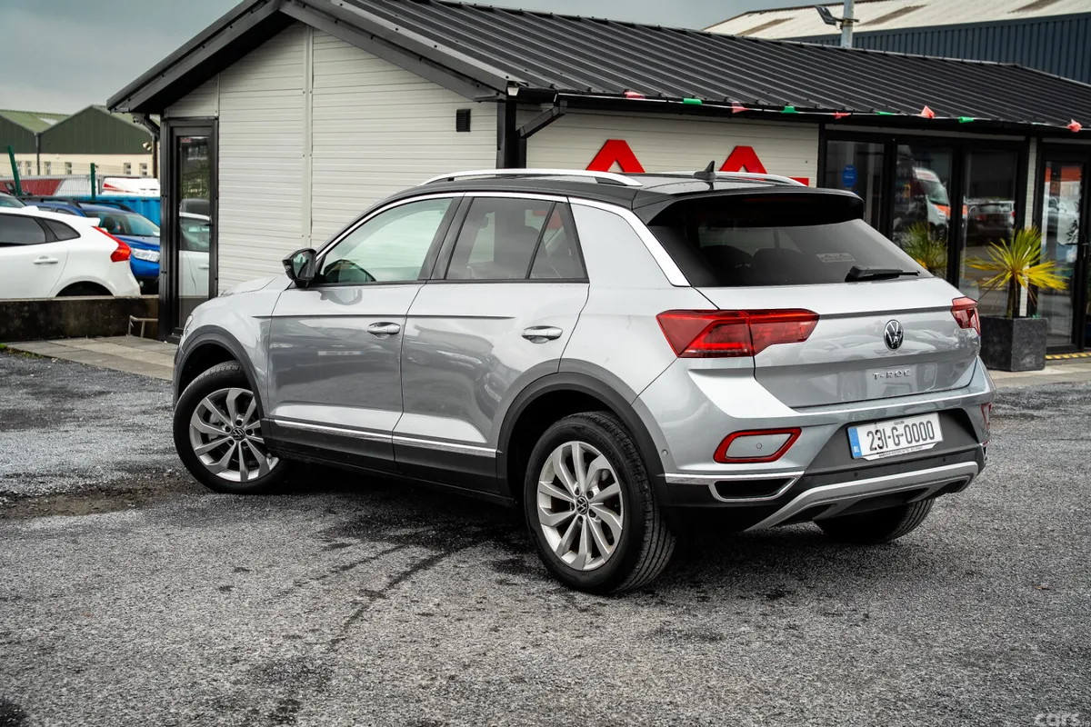 Volkswagen T-Roc SUV, Diesel, 2023, Silver