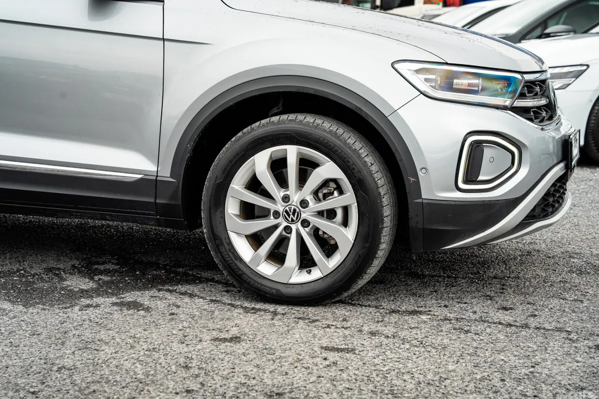 Volkswagen T-Roc SUV, Diesel, 2023, Silver