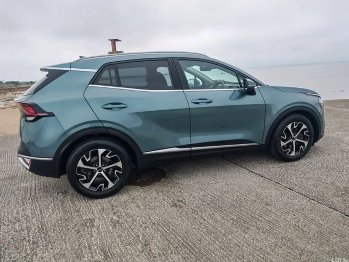 Kia Sportage MPV, Diesel Hybrid, 2022, Grey