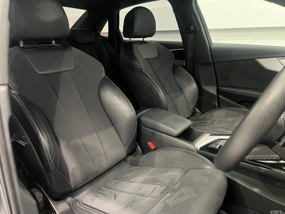 Audi A4 Saloon, Diesel, 2022, Grey