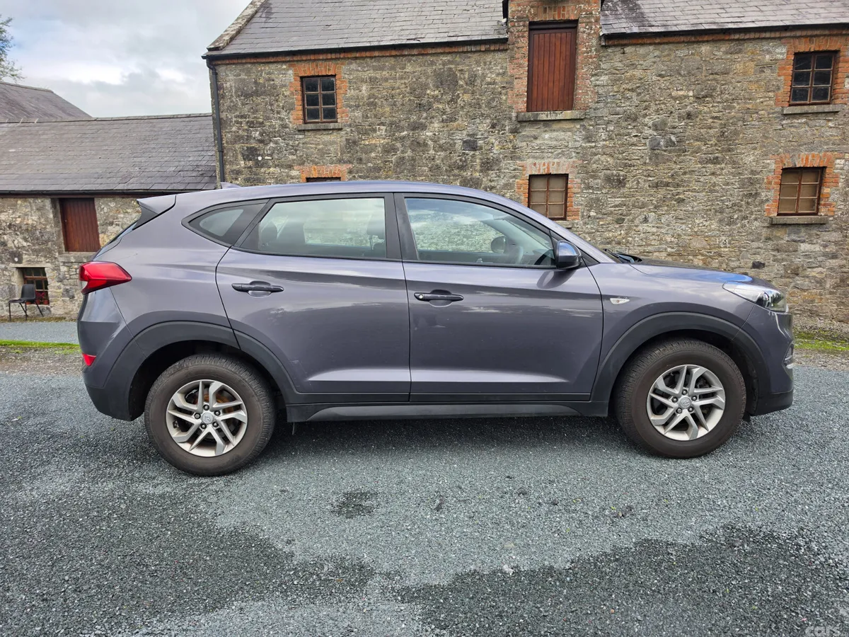Hyundai Tucson SUV, Diesel, 2016, Grey