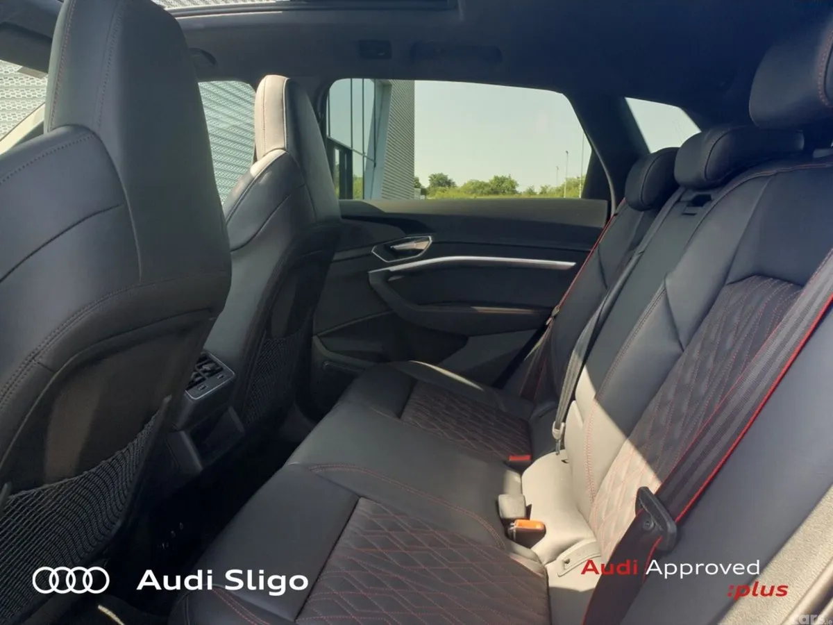 Audi Q8 e-tron Estate, Electric, 2024, Blue