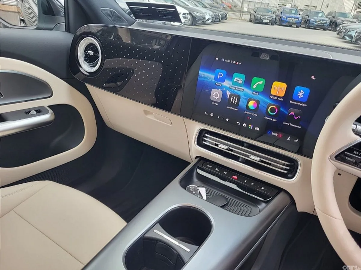 Mercedes-Benz GLB SUV, Electric, 2027, Black