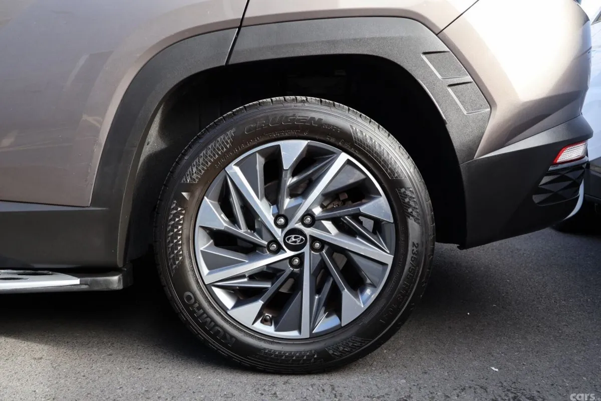 Hyundai Tucson SUV, Diesel, 2022, Brown