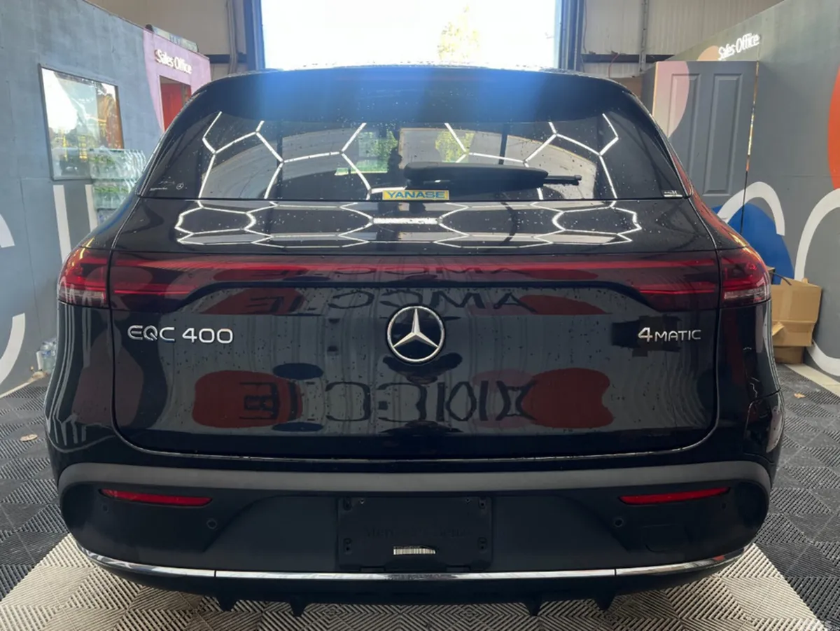 Mercedes-Benz EQC SUV, Electric, 2022, Black