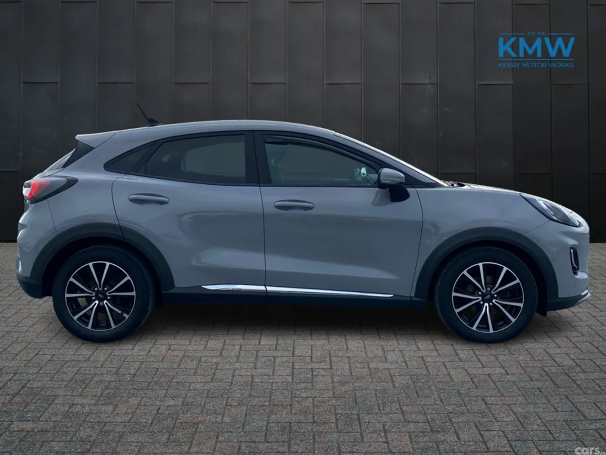 Ford Puma MPV, Petrol, 2023, Grey
