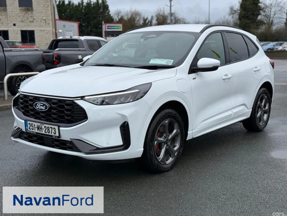Ford Kuga SUV, Petrol Plug-in Hybrid, 2025, White