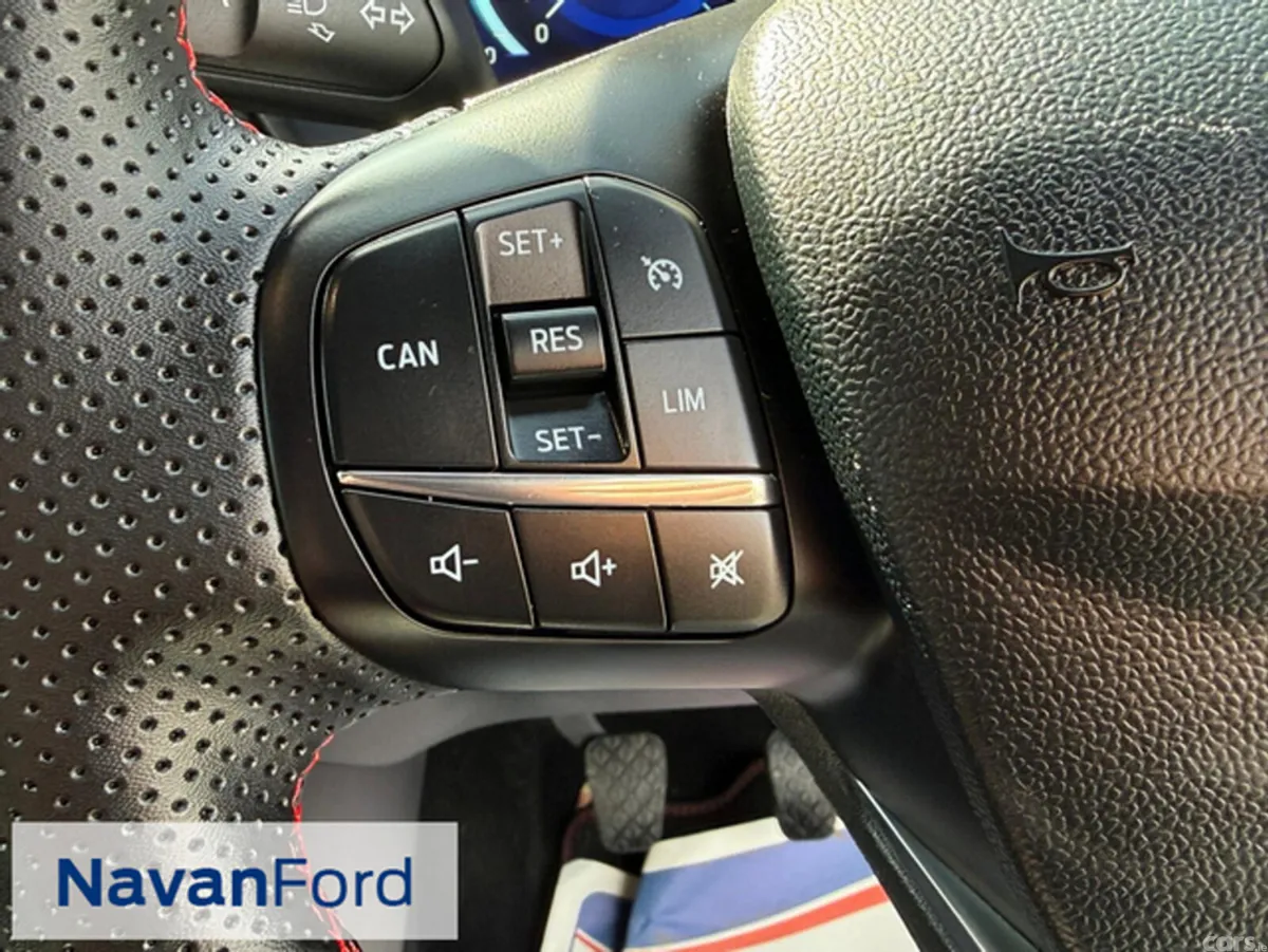 Ford Puma SUV, Petrol Hybrid, 2024, Black