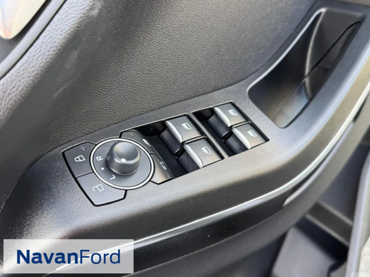 Ford Puma SUV, Petrol Hybrid, 2024, Black