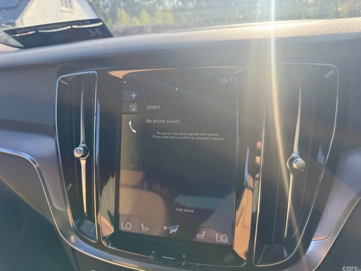 Volvo V60 Estate, Diesel, 2019, Black
