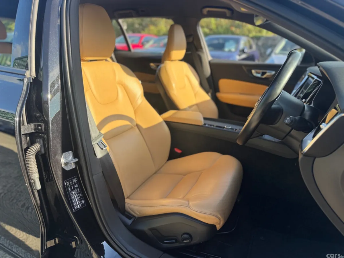 Volvo V60 Estate, Diesel, 2019, Black