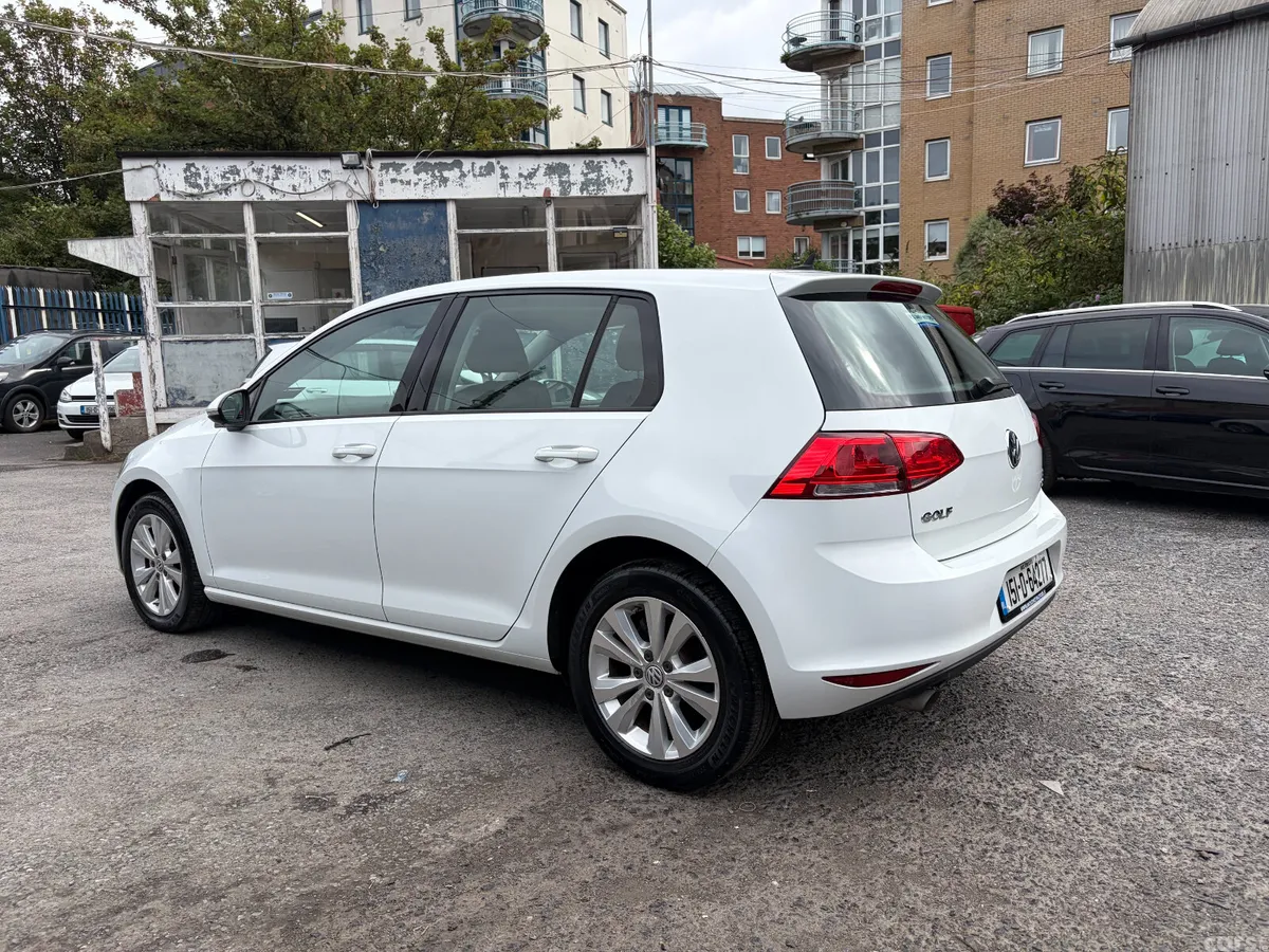 Volkswagen Golf Hatchback, Petrol, 2015, White