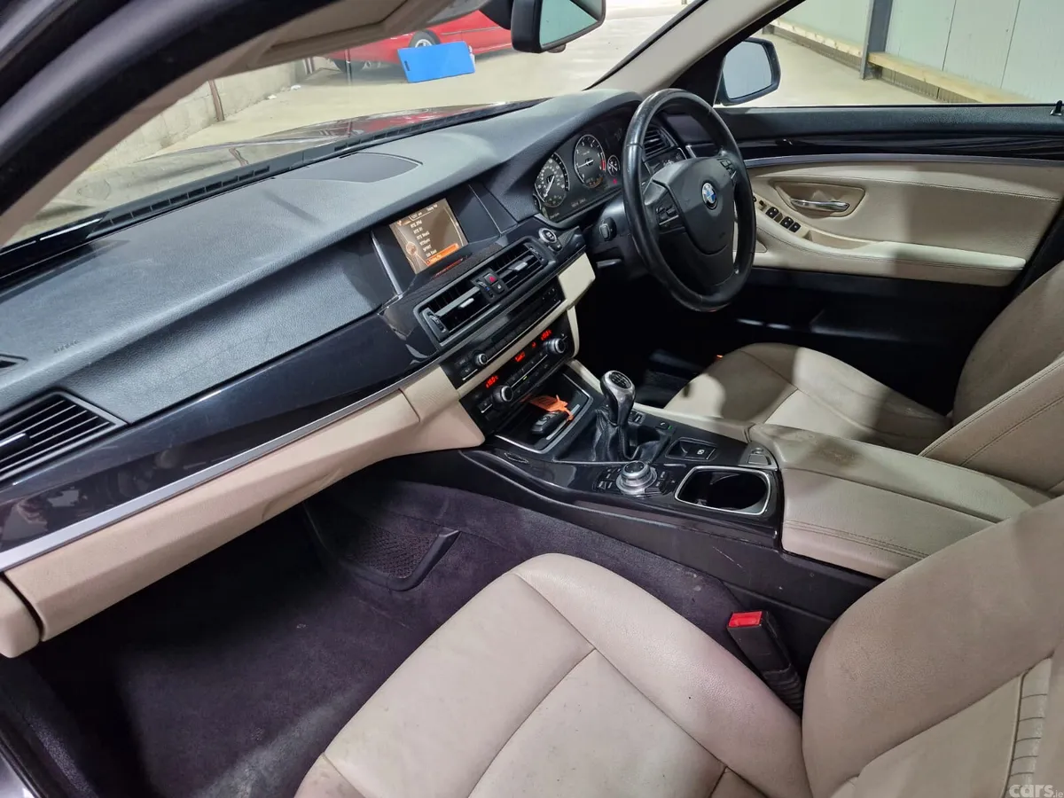 BMW 5-Series Saloon, Diesel, 2015, Grey