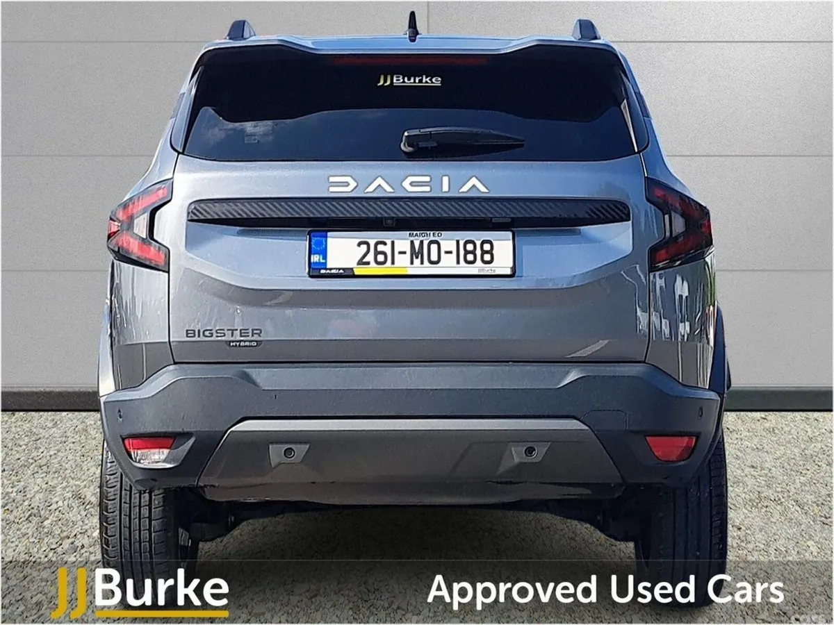 Dacia Bigster SUV, Petrol Hybrid, 2026, Grey