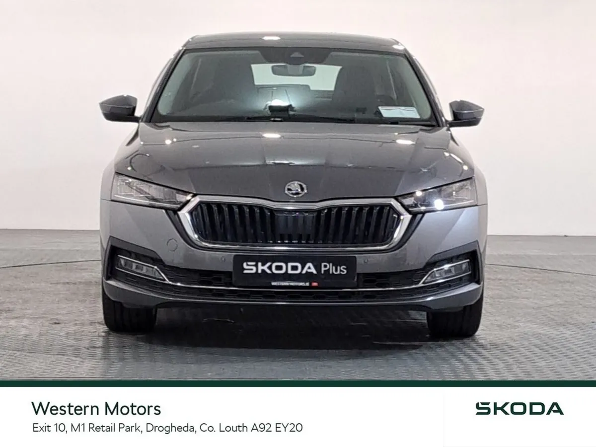 Skoda Octavia Saloon, Petrol Hybrid, 2024, Grey