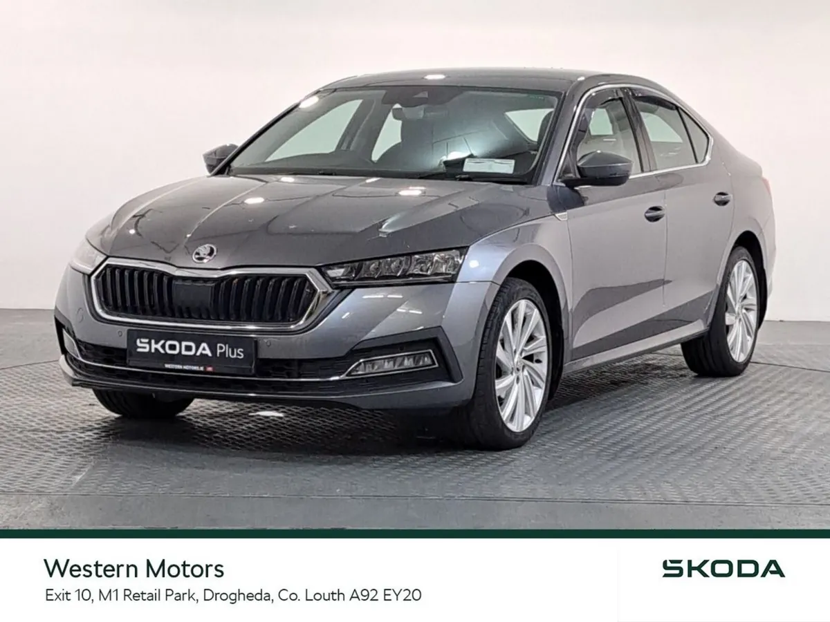 Skoda Octavia Saloon, Petrol Hybrid, 2024, Grey