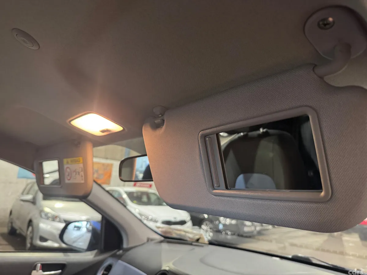 Hyundai i10 Hatchback, Petrol, 2019, Blue