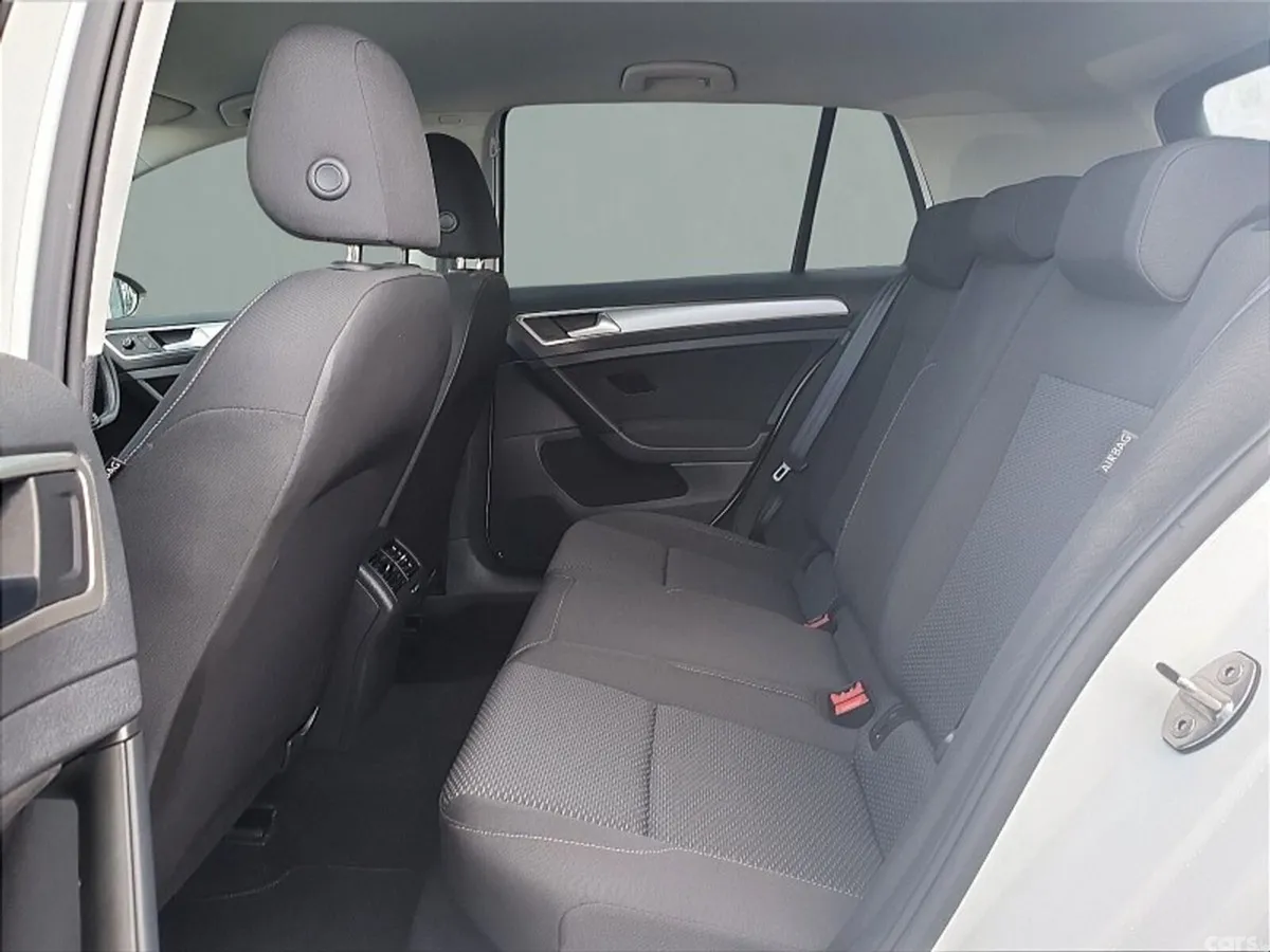 Volkswagen Golf Hatchback, Petrol, 2018, White