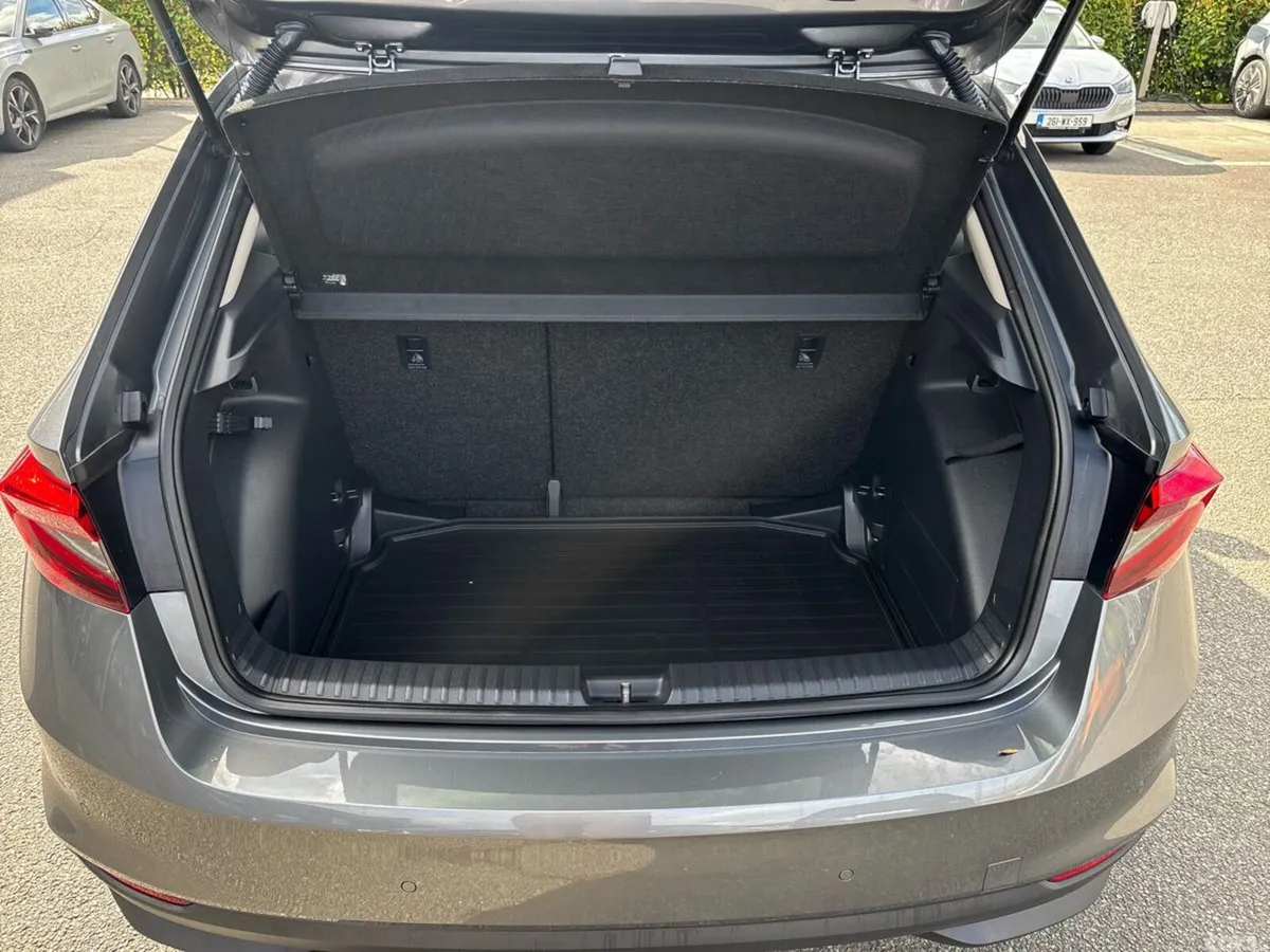 Skoda Fabia Hatchback, Petrol, 2025, Grey
