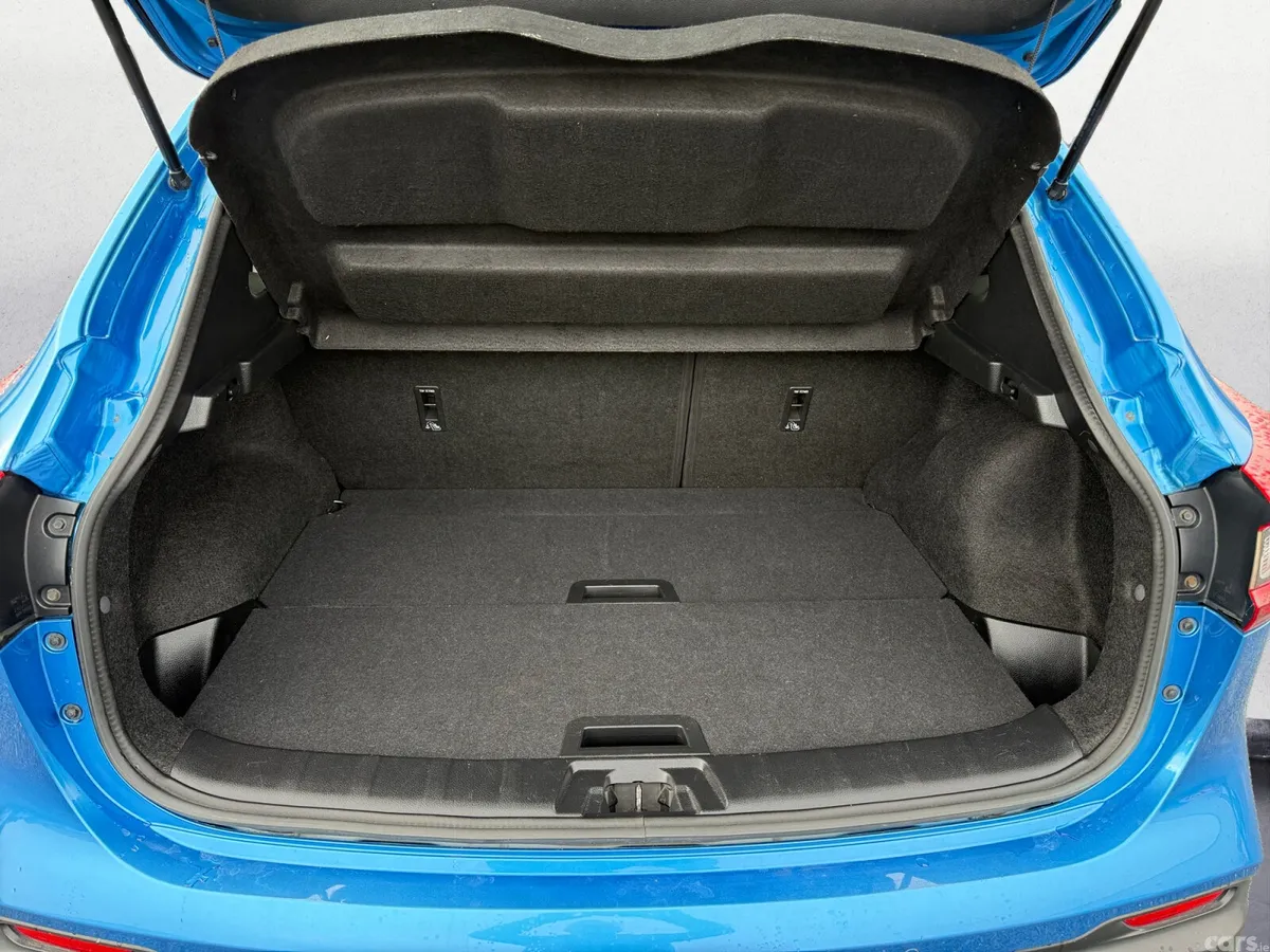Nissan Qashqai SUV, Diesel, 2019, Blue