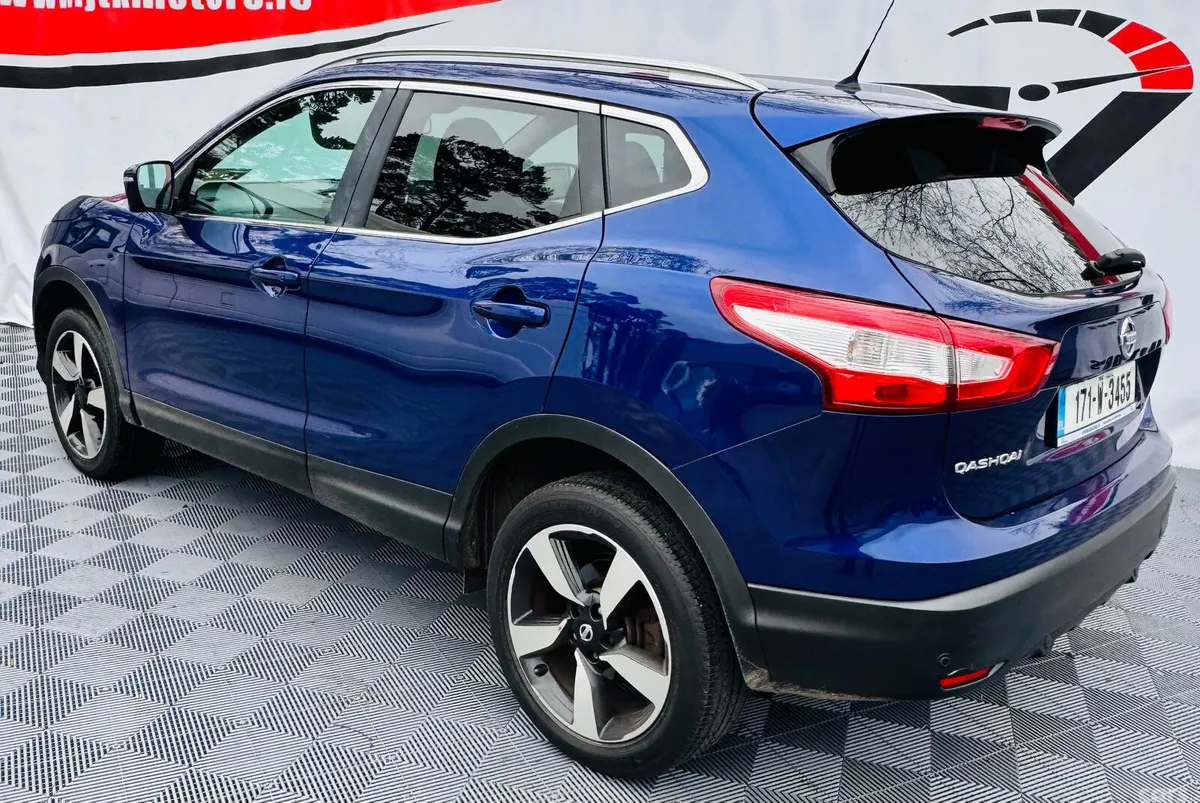 Nissan Qashqai SUV, Diesel, 2017, Blue