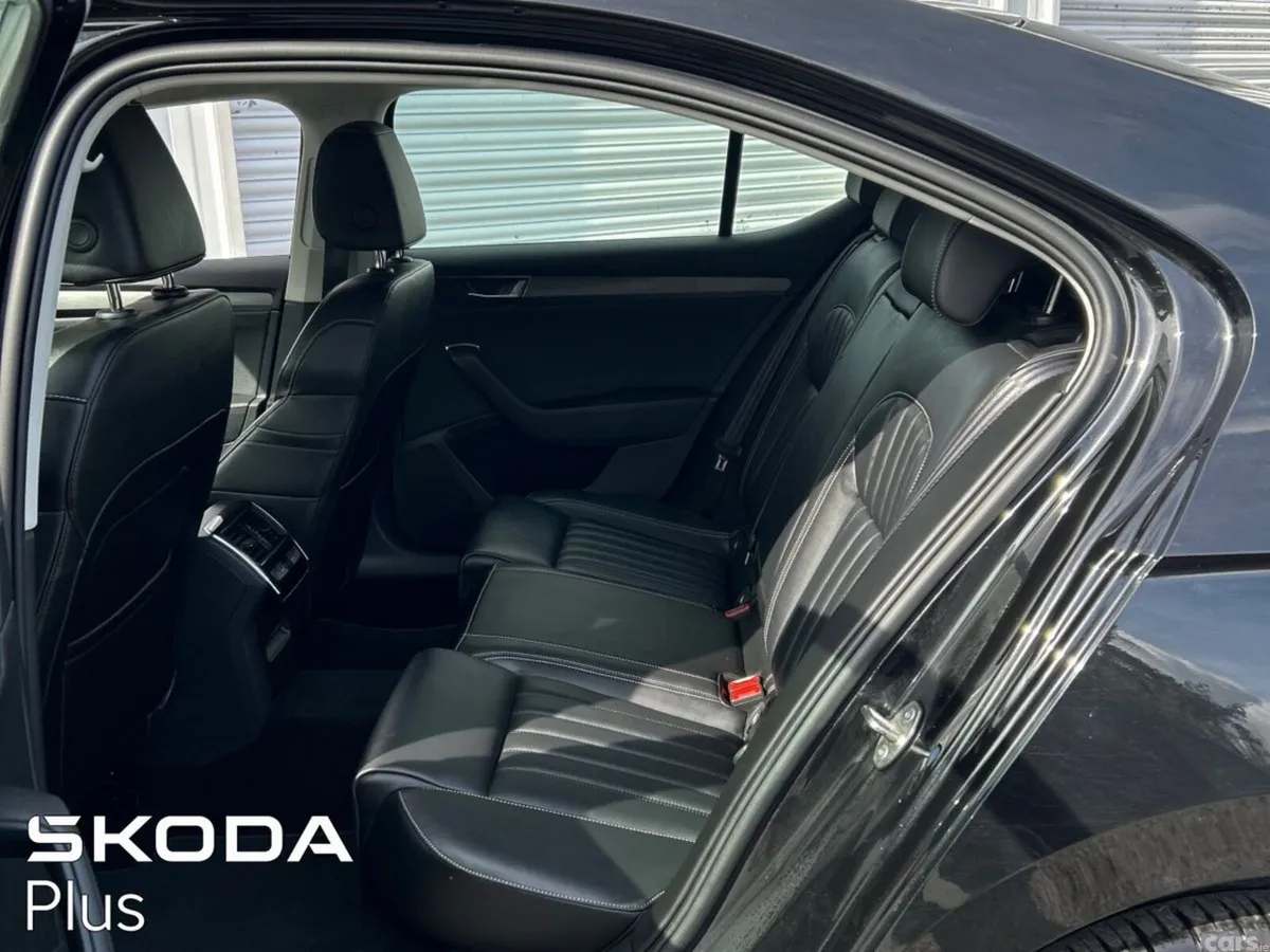 Skoda Superb Saloon, Diesel, 2023, Black