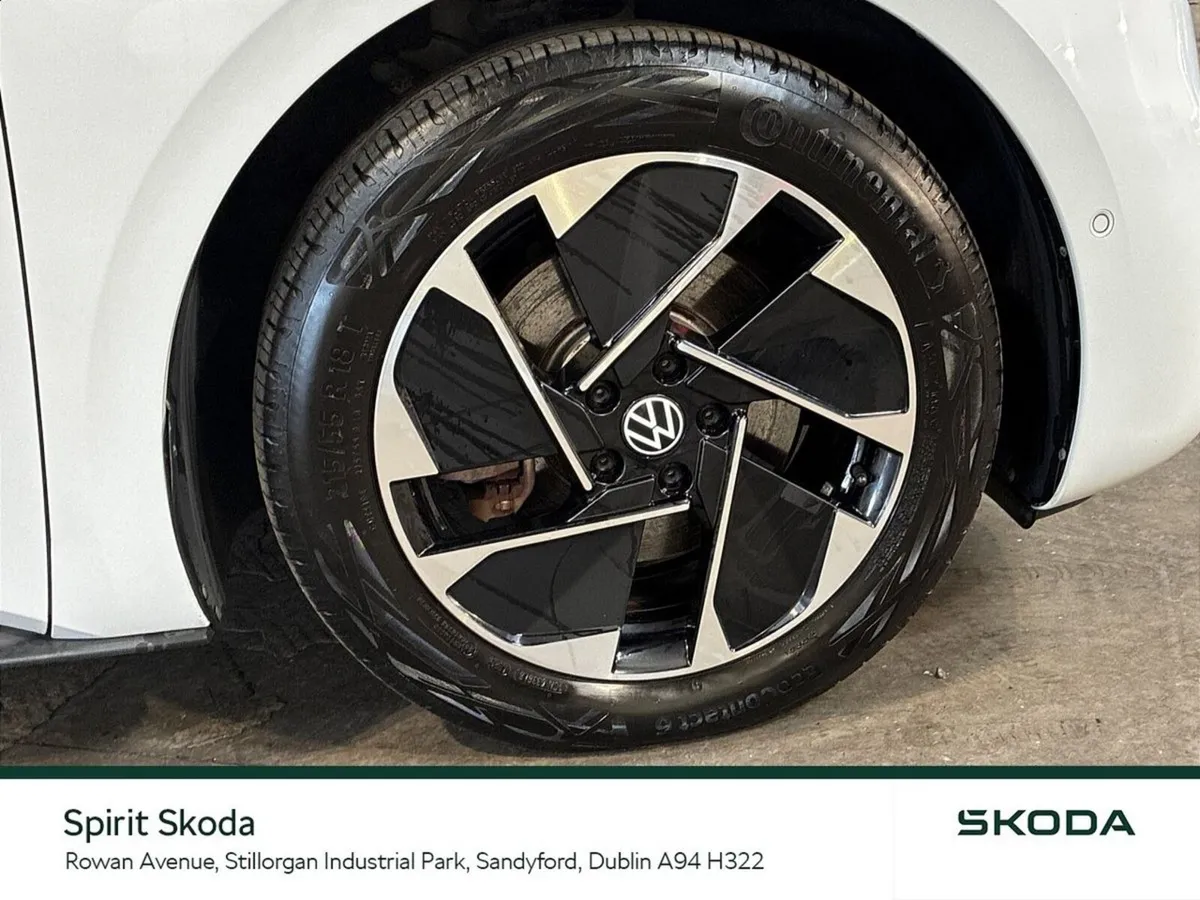 Volkswagen ID.3 Hatchback, Electric, 2023, White