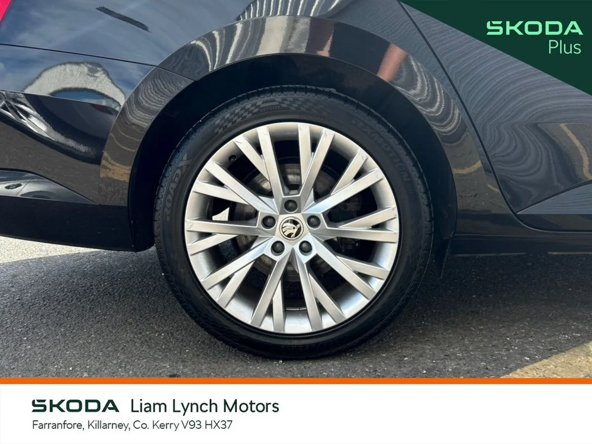 Skoda Superb Saloon, Diesel, 2023, Black
