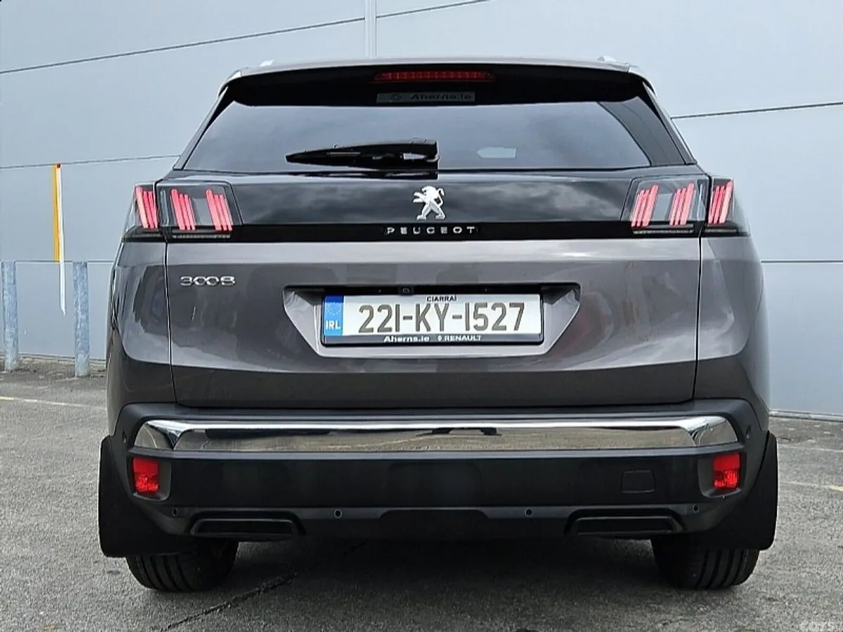 Peugeot 3008 MPV, Diesel, 2022, Grey