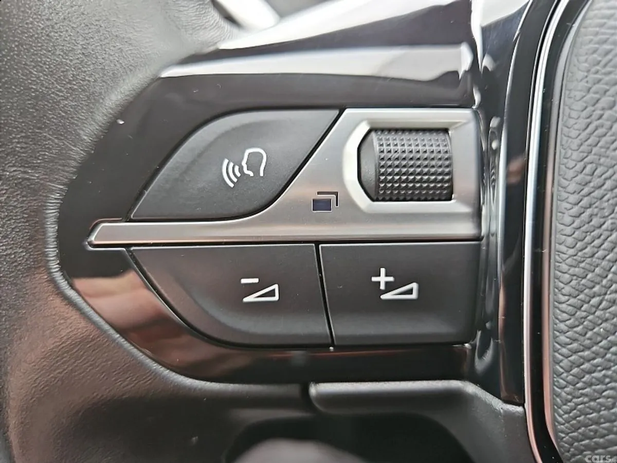 Peugeot 3008 MPV, Diesel, 2022, Grey