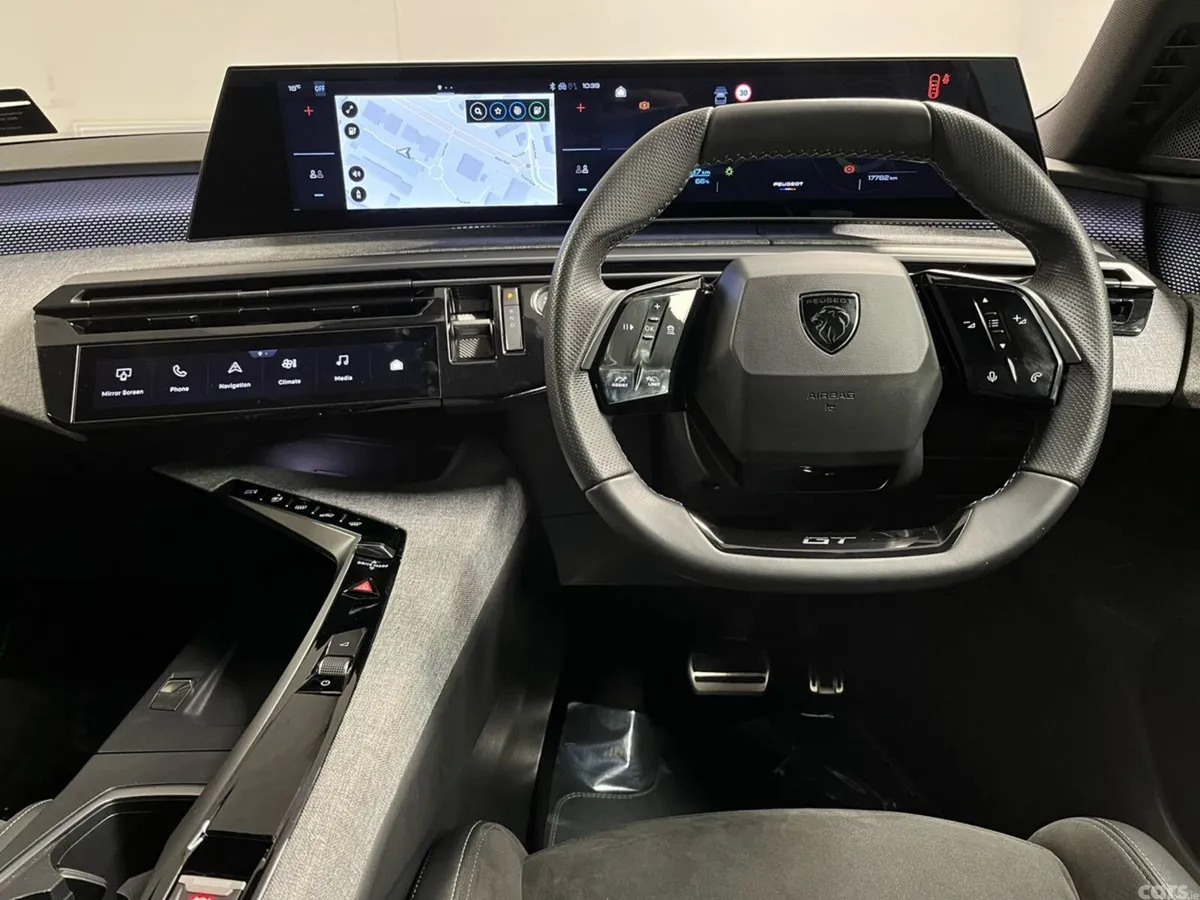 Peugeot 3008 SUV, Electric, 2025, Grey