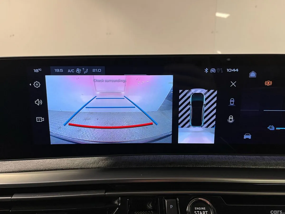 Peugeot 3008 SUV, Electric, 2025, Grey