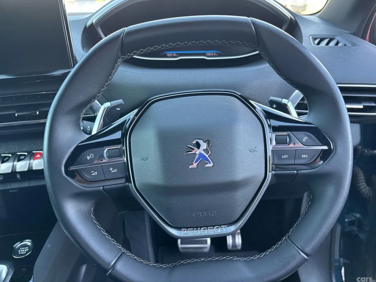 Peugeot 3008 MPV, Diesel, 2023, Blue