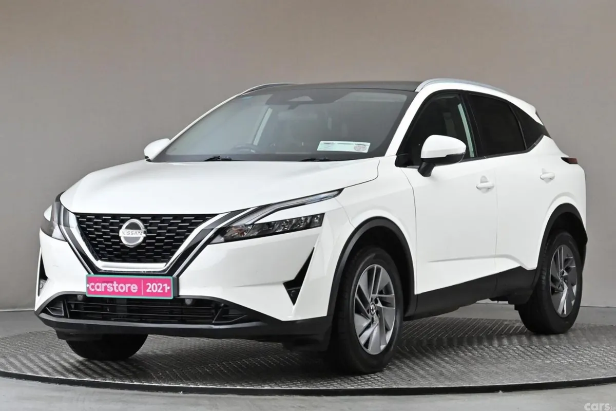 Nissan Qashqai SUV, Petrol Hybrid, 2021, White