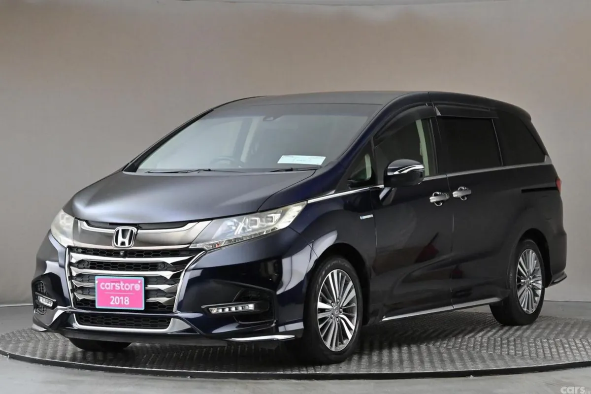 Honda Odyssey MPV, Petrol Hybrid, 2018, Blue
