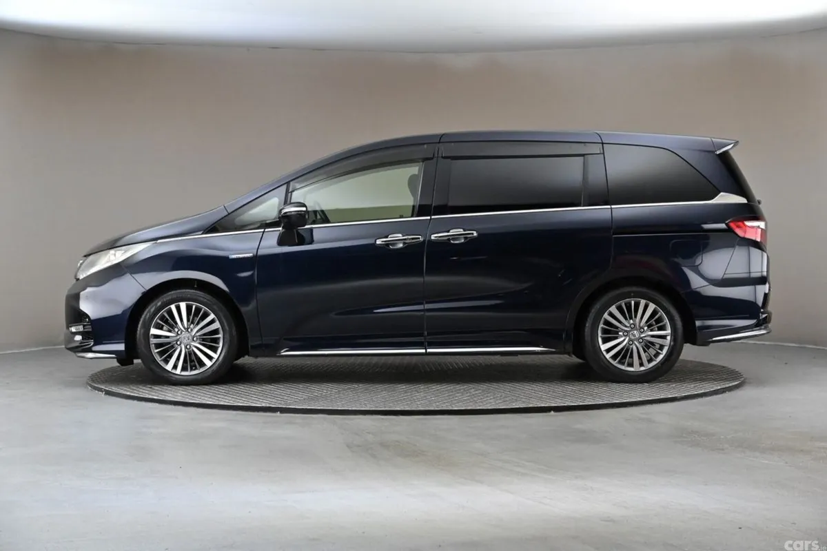 Honda Odyssey MPV, Petrol Hybrid, 2018, Blue