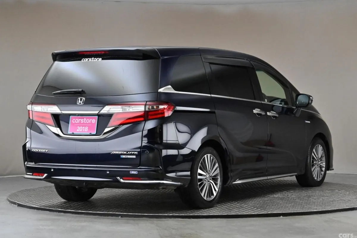 Honda Odyssey MPV, Petrol Hybrid, 2018, Blue