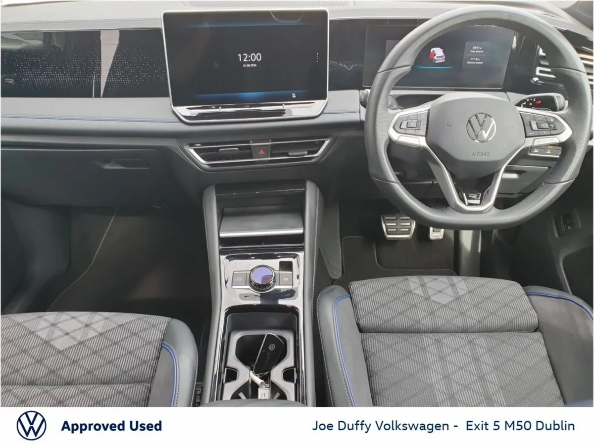 Volkswagen Tiguan SUV, Petrol Hybrid, 2025, Green