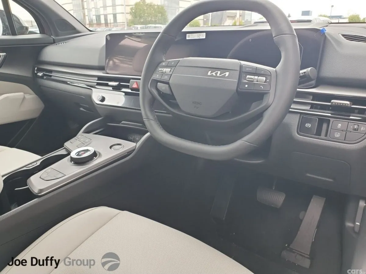 Kia Sportage SUV, Petrol Hybrid, 2026, Red