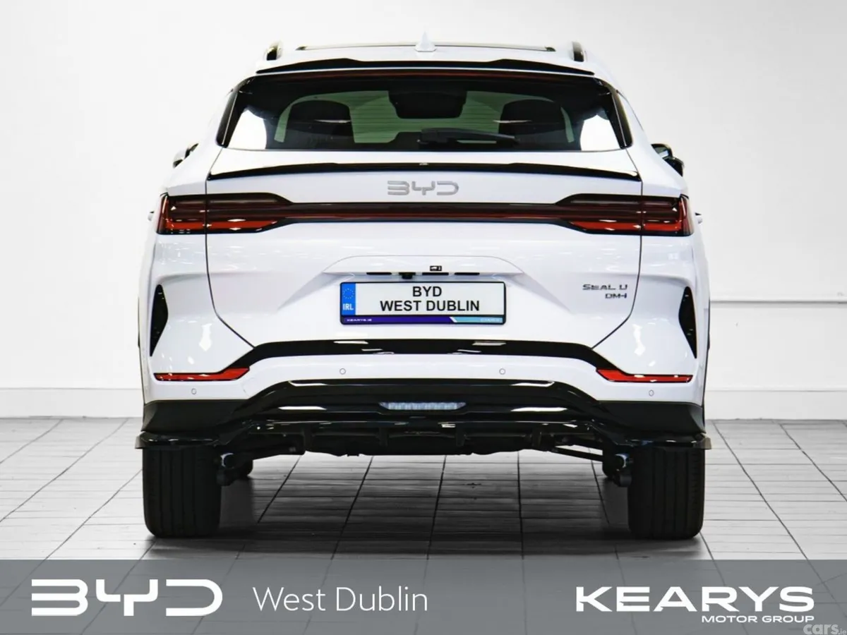 BYD SEAL U Hatchback, Petrol Plug-in Hybrid, 2026, White