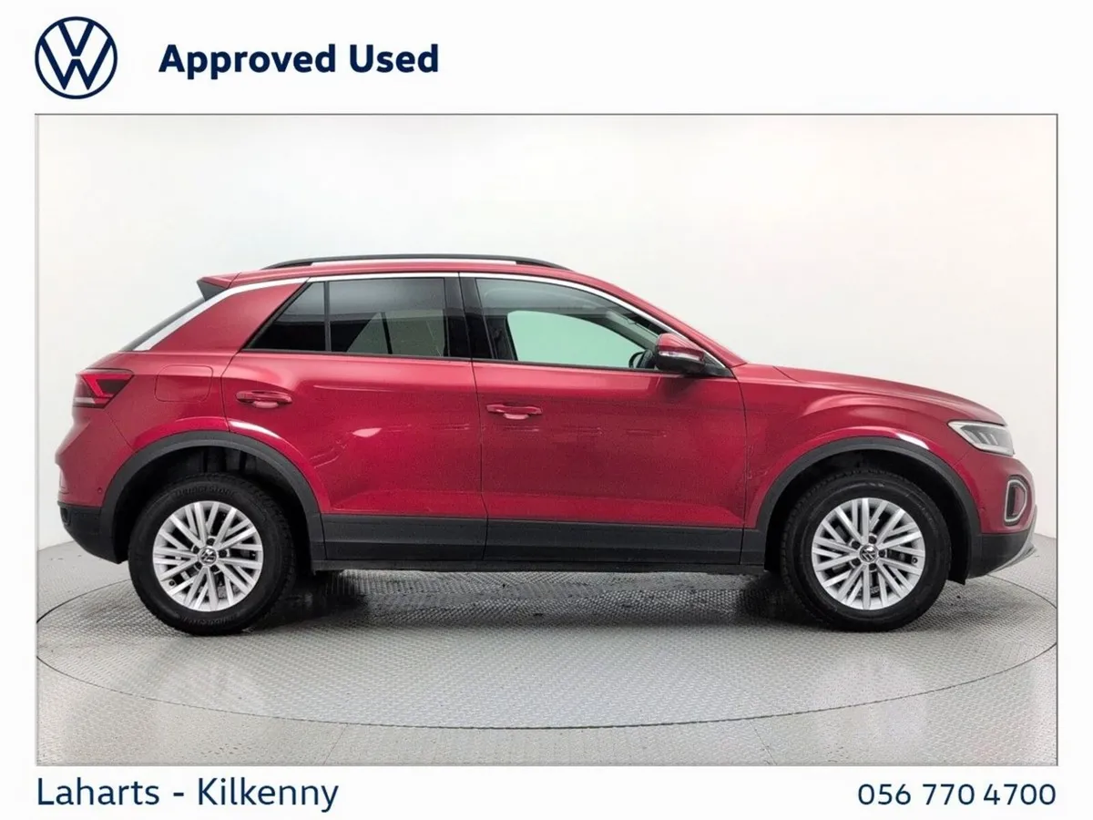 Volkswagen T-Roc SUV, Petrol, 2022, Red