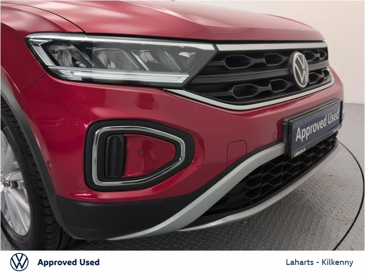 Volkswagen T-Roc SUV, Petrol, 2022, Red