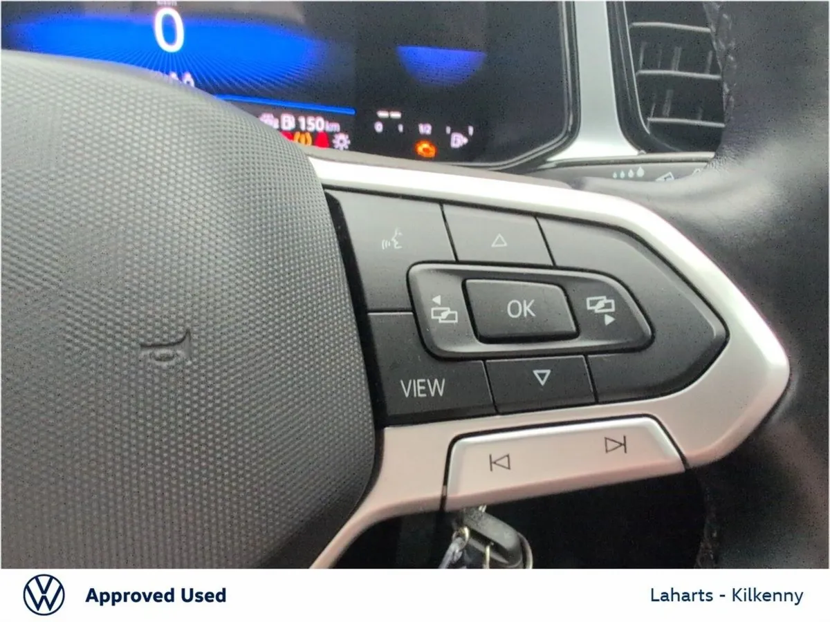 Volkswagen T-Roc SUV, Petrol, 2022, Red