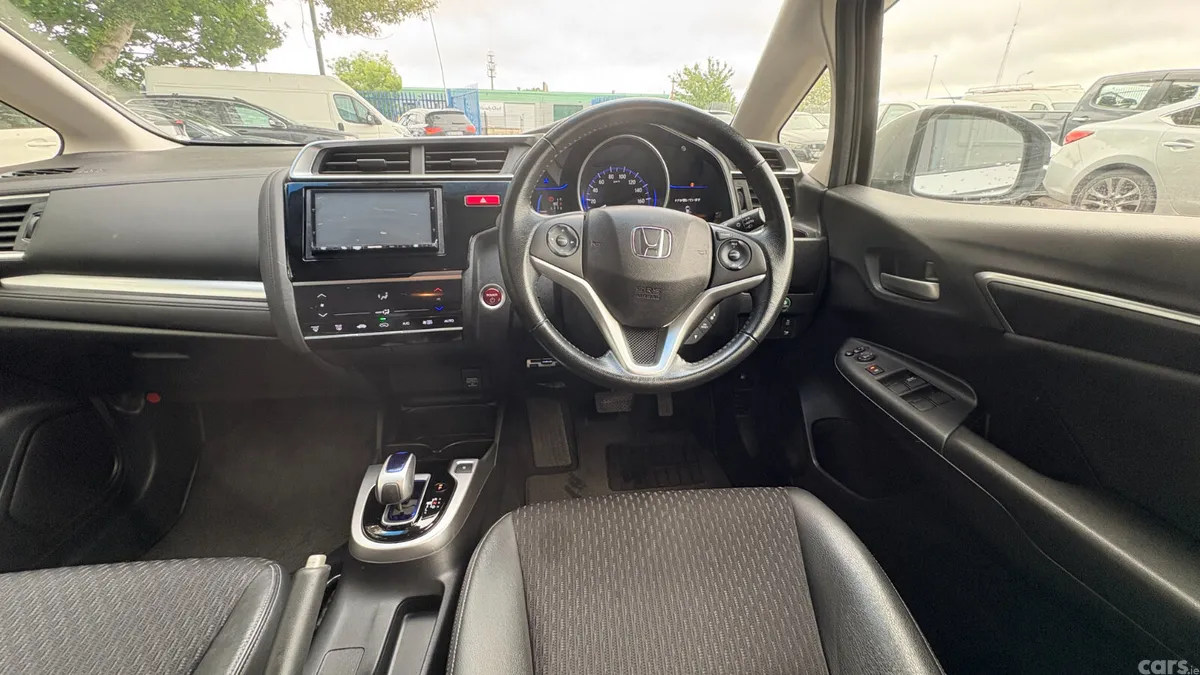 Honda Fit Hatchback, Petrol Hybrid, 2014, Silver