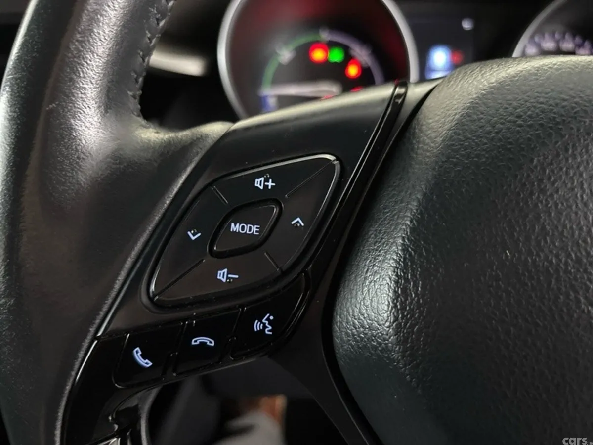 Toyota C-HR SUV, Petrol Hybrid, 2022, Black