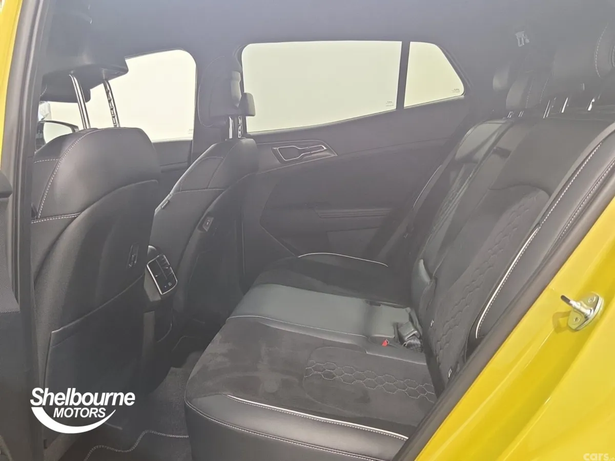 Kia Sportage Estate, Petrol Hybrid, 2023, Yellow