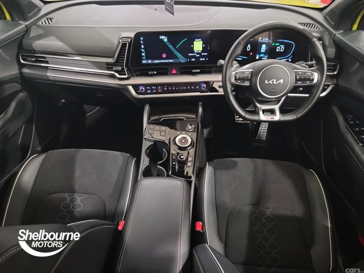 Kia Sportage Estate, Petrol Hybrid, 2023, Yellow